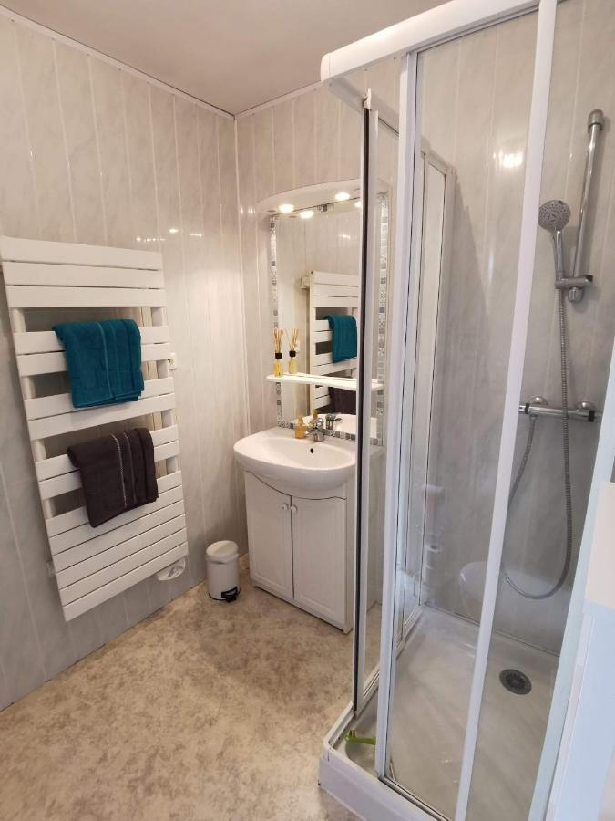 Joli Appartement, 1 Chambre, Au Coeur De Mouilleron St Germain Екстериор снимка